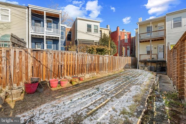 1018 11TH ST NE, Washington, DC 20002