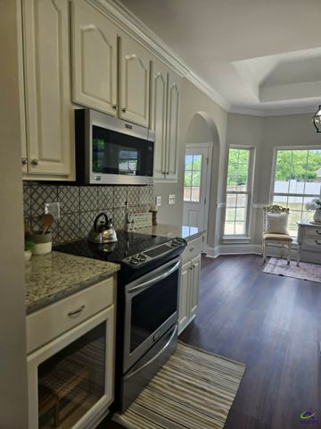 214 Tivoli Park Road, Centerville, GA 31028