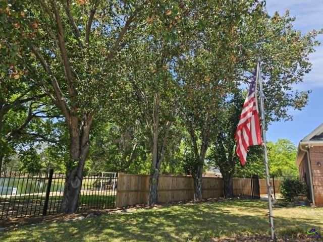 214 Tivoli Park Road, Centerville, GA 31028