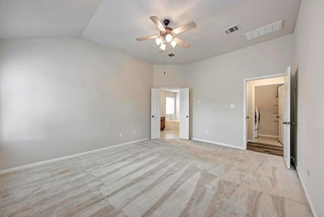 207 Kerley DR, Hutto, TX 78634