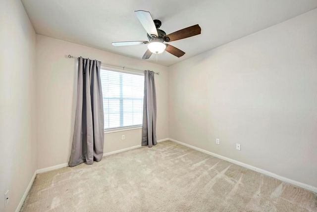 207 Kerley DR, Hutto, TX 78634