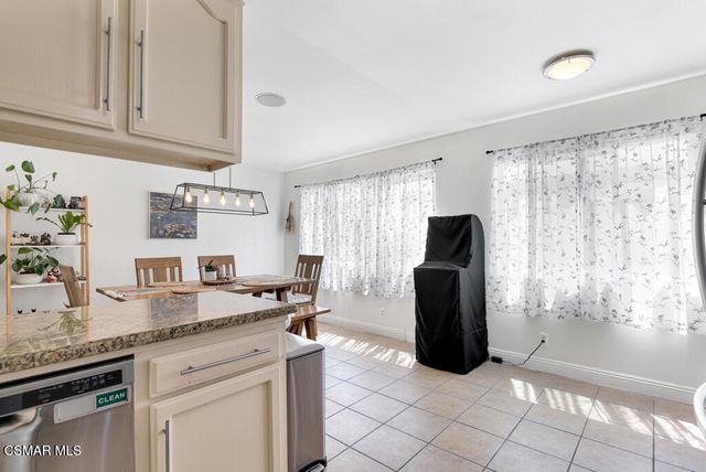 19950 Sherman Way A, Winnetka, CA 91306