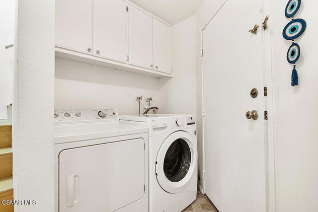 19950 Sherman Way A, Winnetka, CA 91306