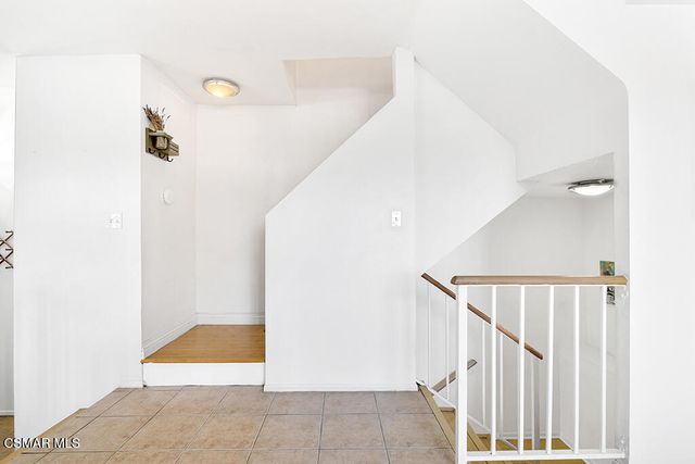 19950 Sherman Way A, Winnetka, CA 91306