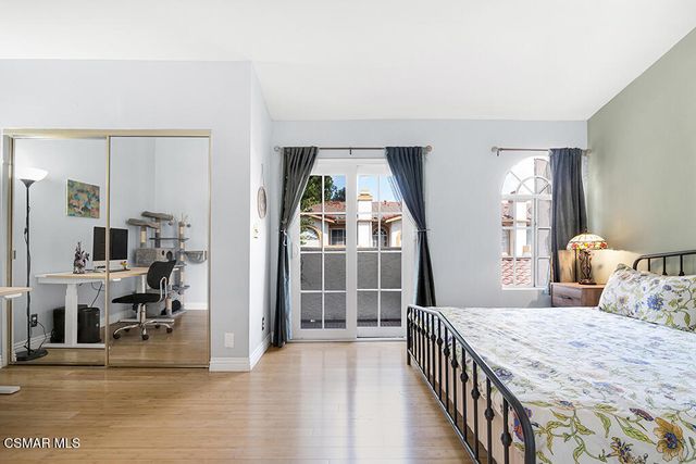 19950 Sherman Way A, Winnetka, CA 91306