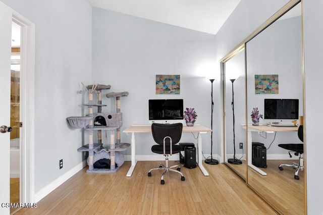 19950 Sherman Way A, Winnetka, CA 91306
