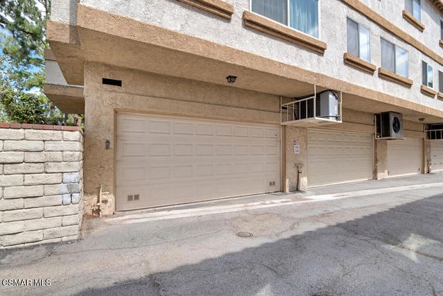 19950 Sherman Way A, Winnetka, CA 91306
