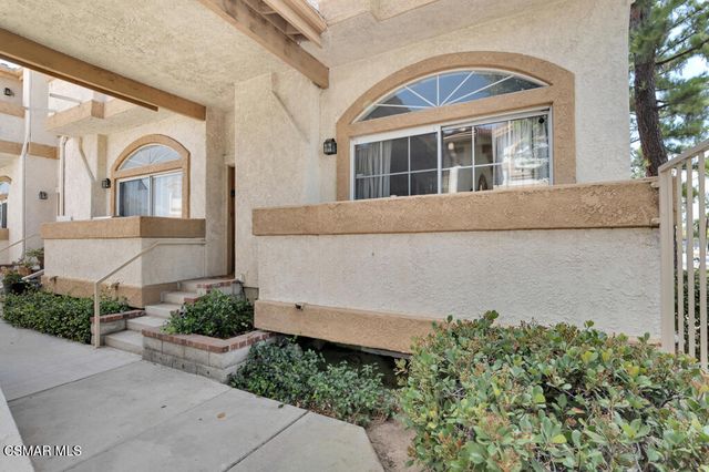 19950 Sherman Way A, Winnetka, CA 91306