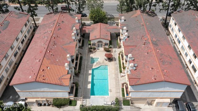 19950 Sherman Way A, Winnetka, CA 91306