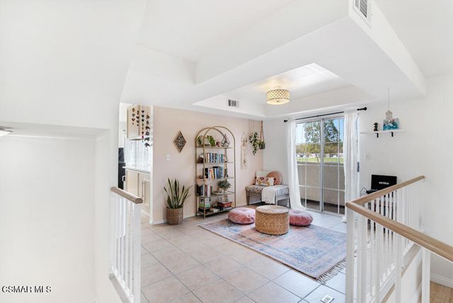 19950 Sherman Way A, Winnetka, CA 91306