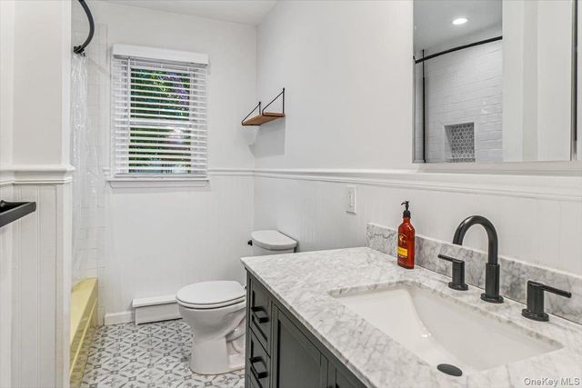 189 Belleview Avenue, Center Moriches, NY 11934