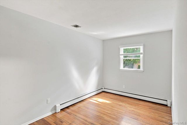 189 Belleview Avenue, Center Moriches, NY 11934