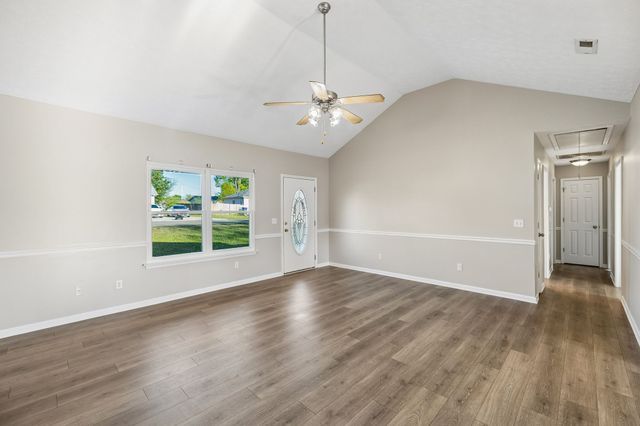 205 Saddlewood Dr, Shelbyville, TN 37160