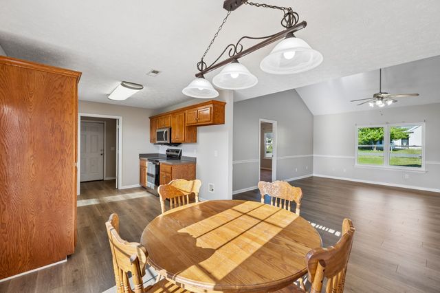 205 Saddlewood Dr, Shelbyville, TN 37160