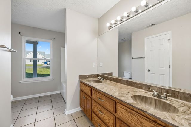 205 Saddlewood Dr, Shelbyville, TN 37160