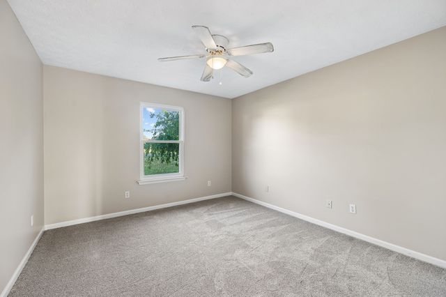 205 Saddlewood Dr, Shelbyville, TN 37160