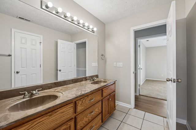 205 Saddlewood Dr, Shelbyville, TN 37160