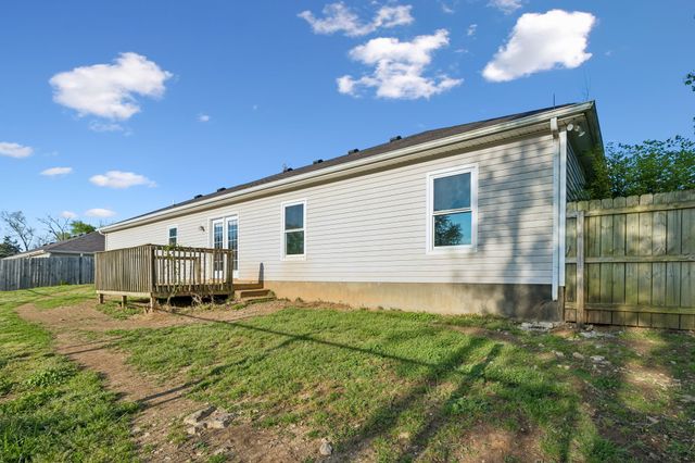 205 Saddlewood Dr, Shelbyville, TN 37160