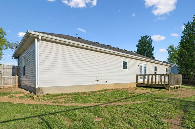 205 Saddlewood Dr, Shelbyville, TN 37160