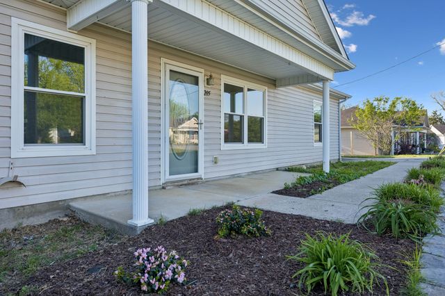 205 Saddlewood Dr, Shelbyville, TN 37160