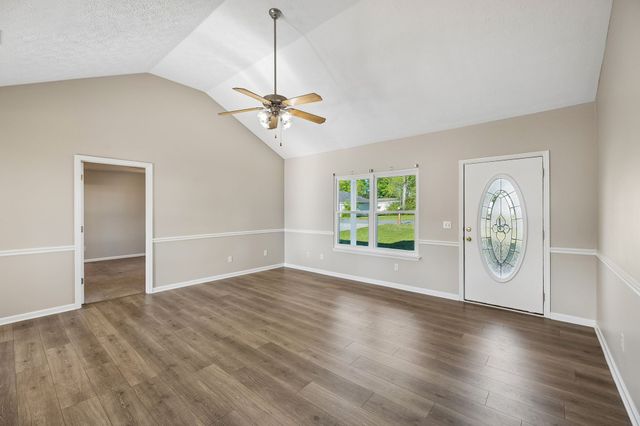 205 Saddlewood Dr, Shelbyville, TN 37160