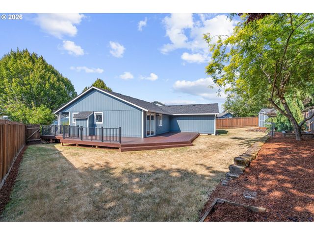 1230 E REID Ct, La Center, WA 98629