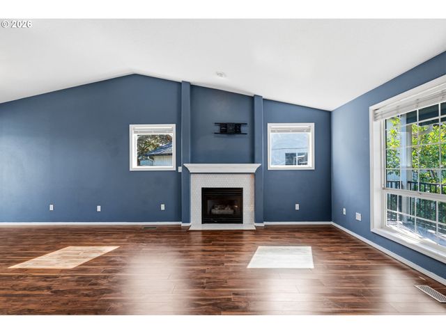 1230 E REID Ct, La Center, WA 98629