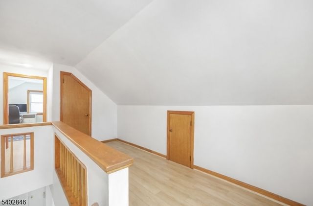 38 Sherwood St, Clifton City, NJ 07013