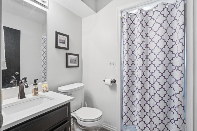 4712 67th Street, Urbandale, IA 50322