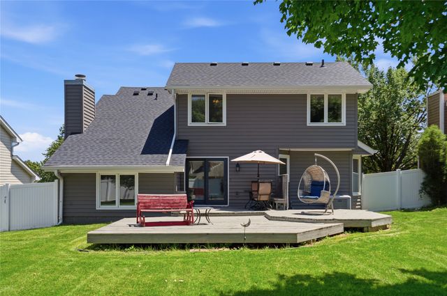 4712 67th Street, Urbandale, IA 50322