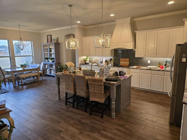 2321 Kimberly Lane, Midlothian, TX 76065