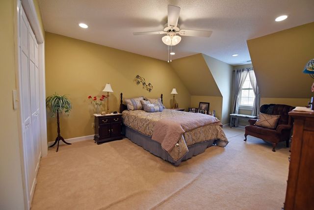 38 Oakwood Drive, Blue Ridge, GA 30513