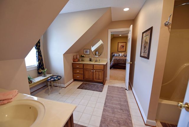 38 Oakwood Drive, Blue Ridge, GA 30513