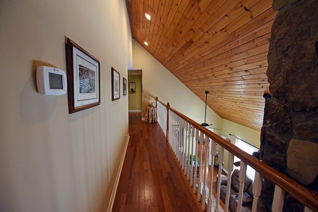 38 Oakwood Drive, Blue Ridge, GA 30513