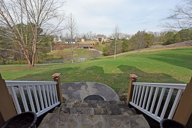 38 Oakwood Drive, Blue Ridge, GA 30513