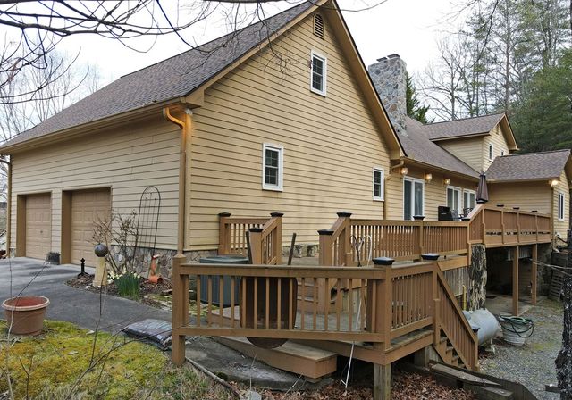 38 Oakwood Drive, Blue Ridge, GA 30513