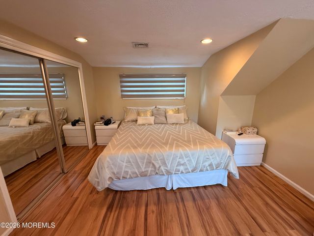 7 Carole Drive, Oakhurst, NJ 07755