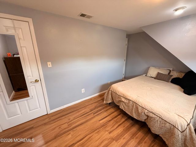 7 Carole Drive, Oakhurst, NJ 07755