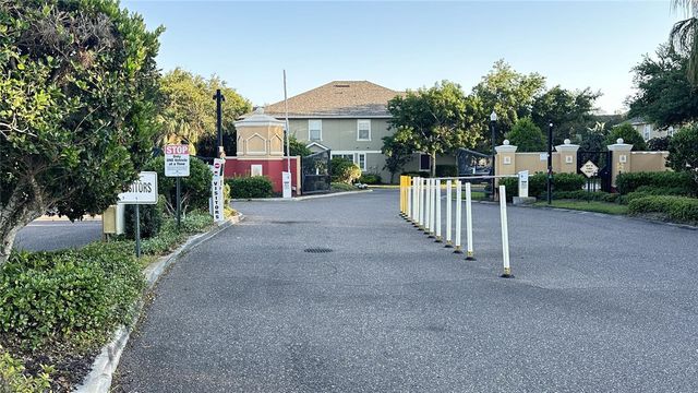6768 BREEZY PALM DRIVE, Riverview, FL 33578