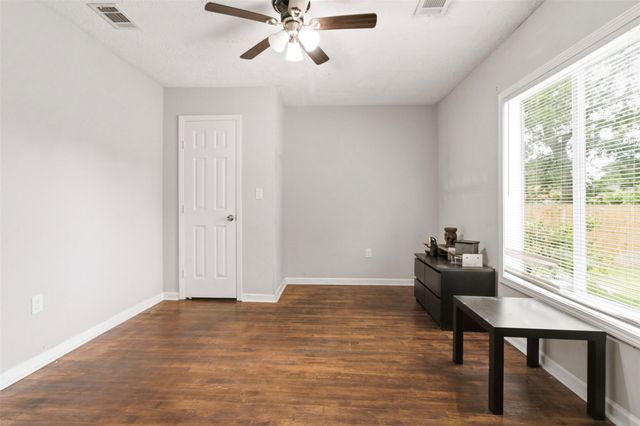 306 Center Street, Pasadena, TX 77506