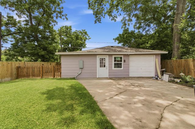 306 Center Street, Pasadena, TX 77506
