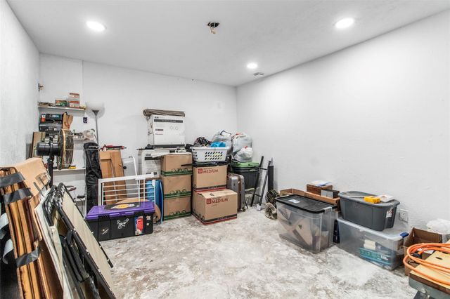 306 Center Street, Pasadena, TX 77506