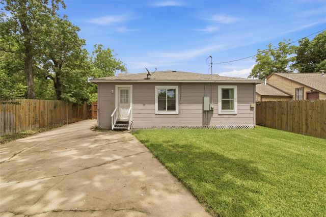 306 Center Street, Pasadena, TX 77506