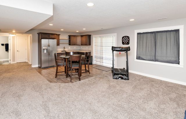 1419 Green Hills Drive, Norwalk, IA 50211