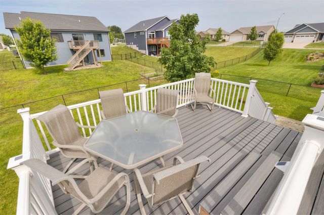 1419 Green Hills Drive, Norwalk, IA 50211