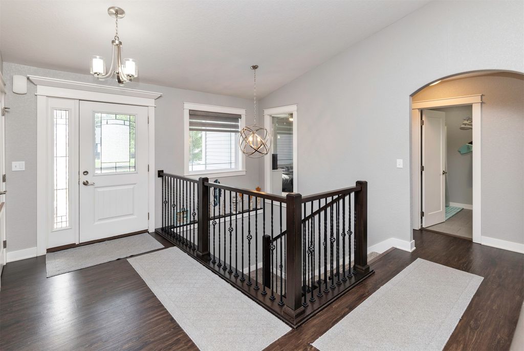 1419 Green Hills Drive, Norwalk, IA 50211