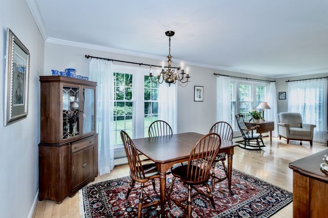 26 Morningside Drive, Westfield, MA 01085