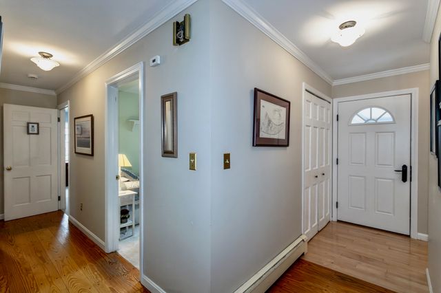 26 Morningside Drive, Westfield, MA 01085