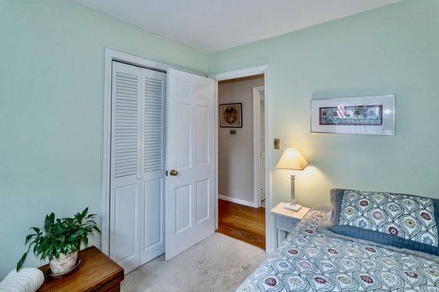 26 Morningside Drive, Westfield, MA 01085
