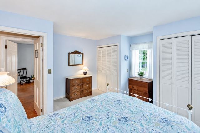 26 Morningside Drive, Westfield, MA 01085